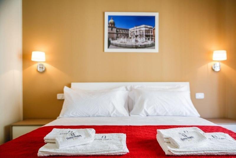 Quinto Stabile Rooms&Suite パレルモ エクステリア 写真