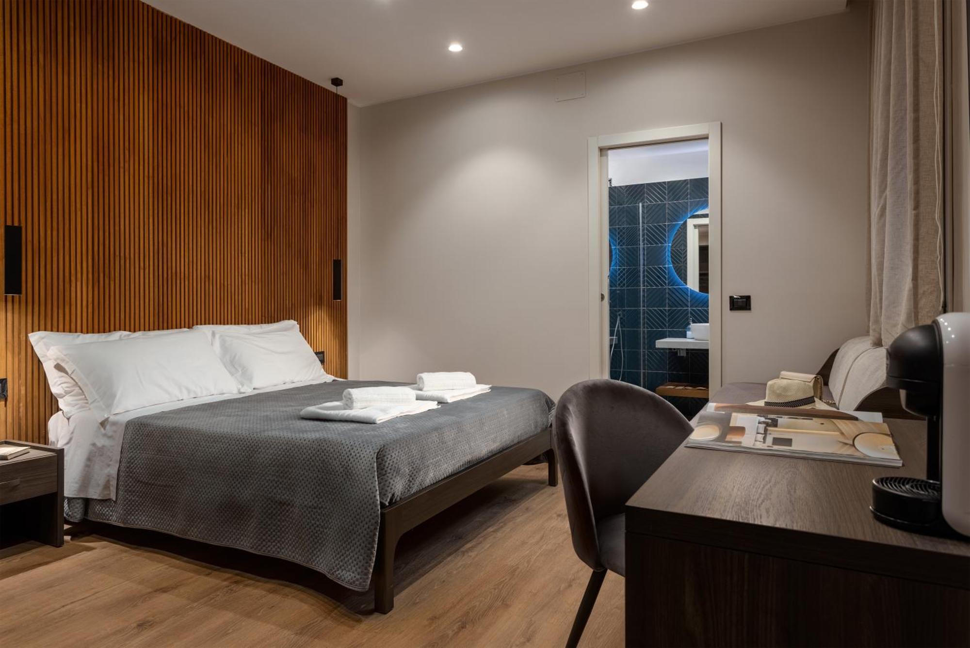 Quinto Stabile Rooms&Suite パレルモ エクステリア 写真
